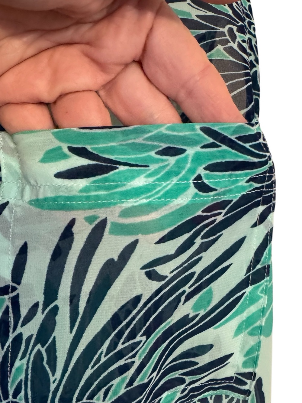 Liz Claiborne Mint & Navy Floral Sleeveless Button-Up Blouse XLARGE #P - Picture 3 of 7